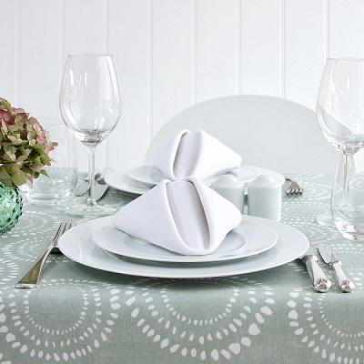 RESTAURANT TABLECLOTHS